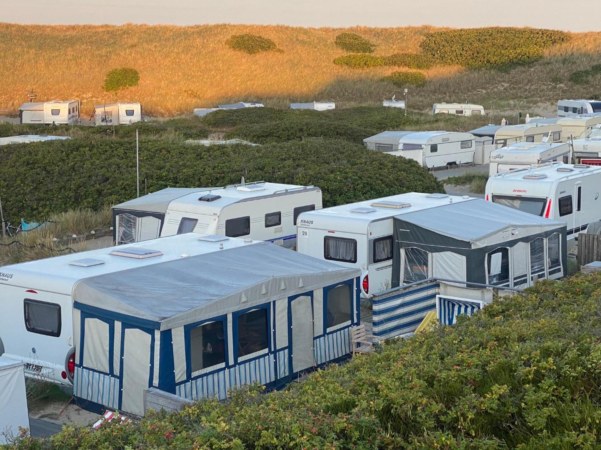 Wohnwagenvermietung Hoernum / Sylt Екстериор снимка